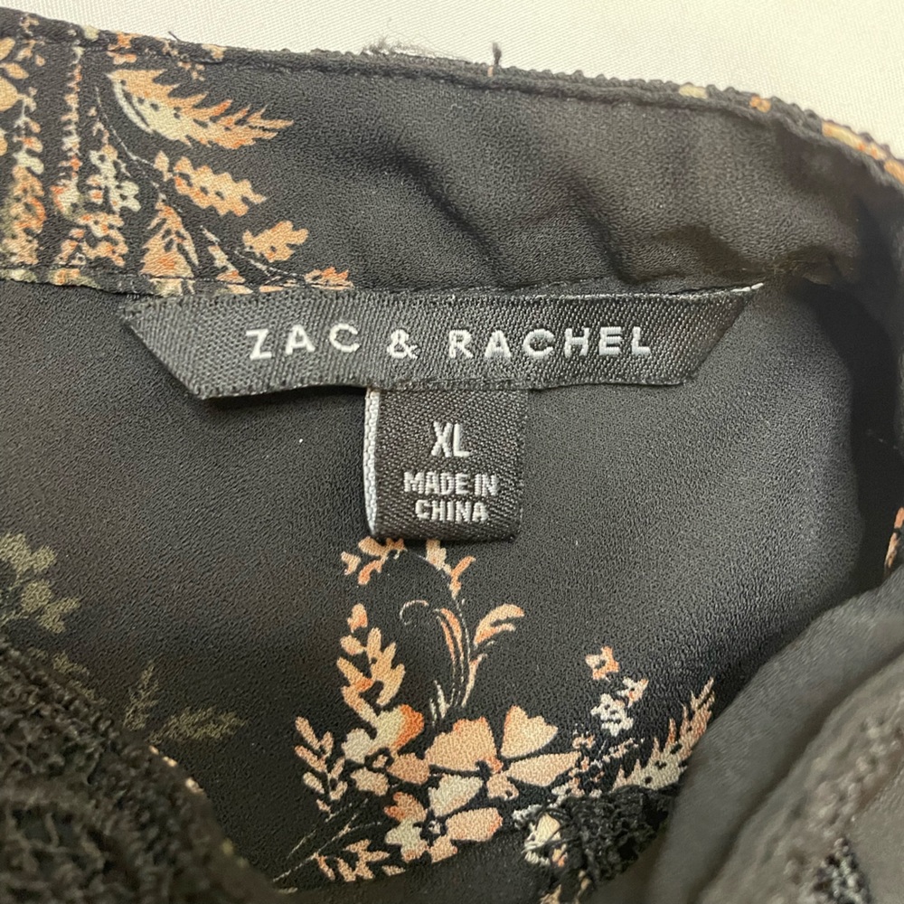 Zac & Rachael size XL black floral long sleeve wrist cuff blouse - Picture 3 of 12